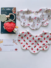 (Personalised) Petal Bibs Baby Gift Set