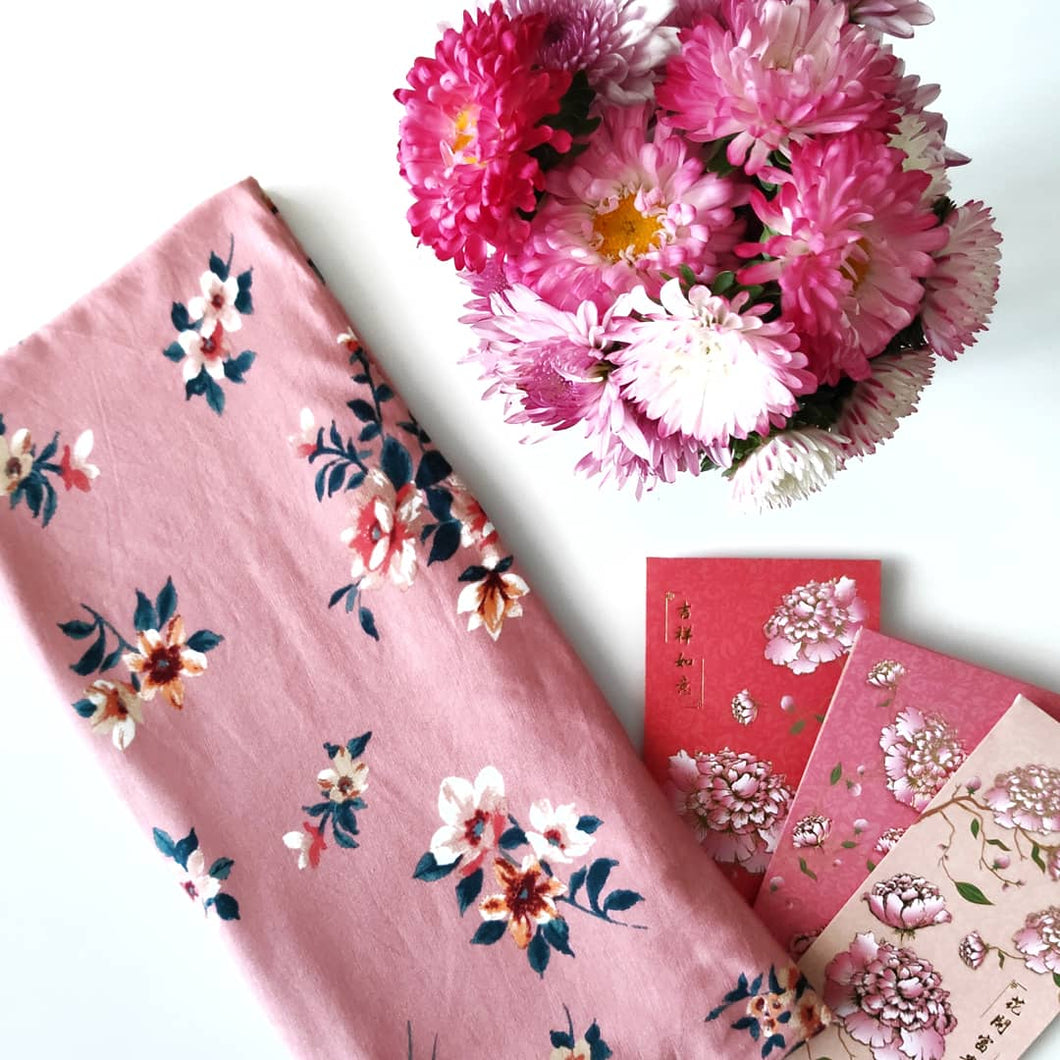 Pink Peony Nursing Poncho Mo o
