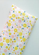 Daisyfield Beansprout Husk Pillow *Organic Cotton*